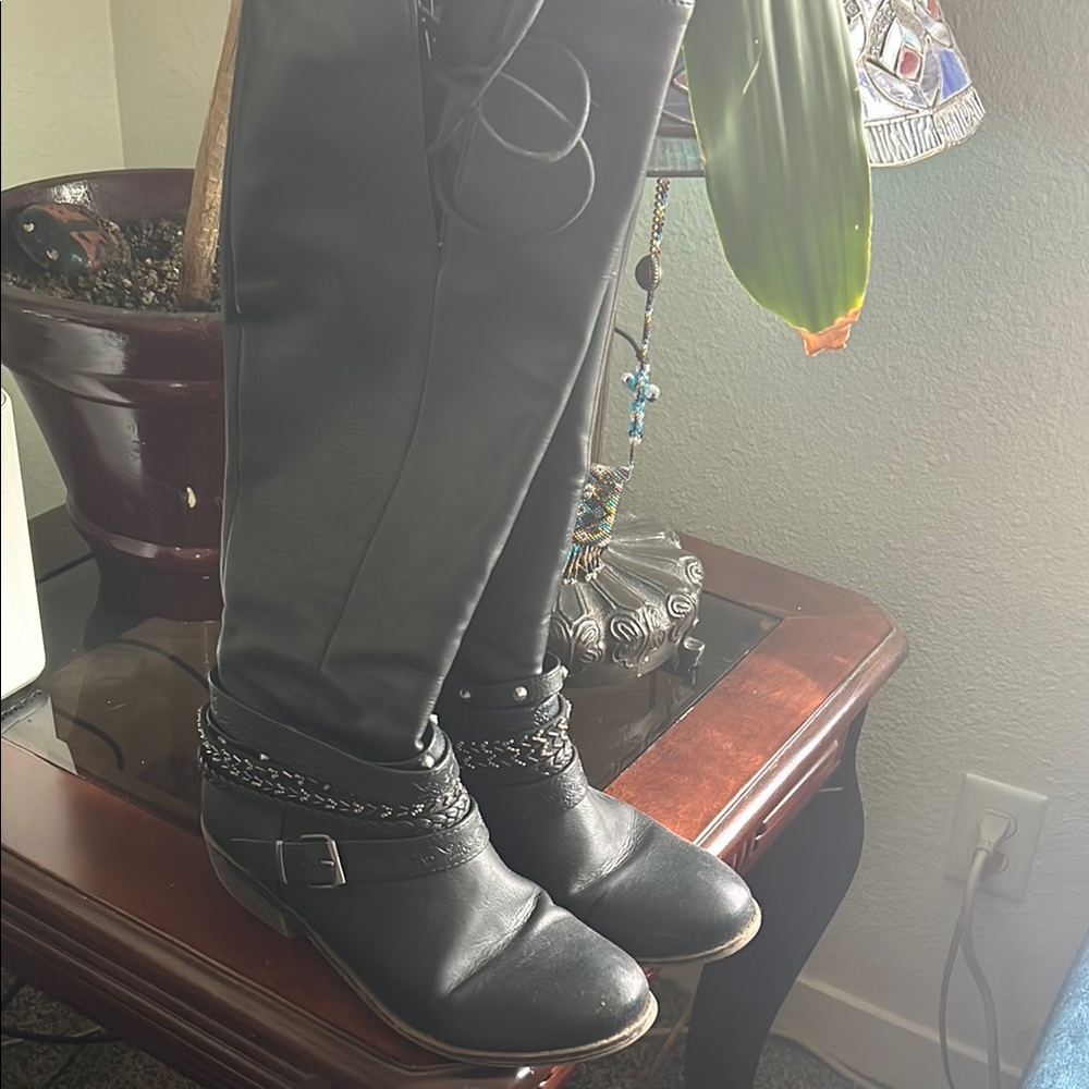 Women's Leather Boots